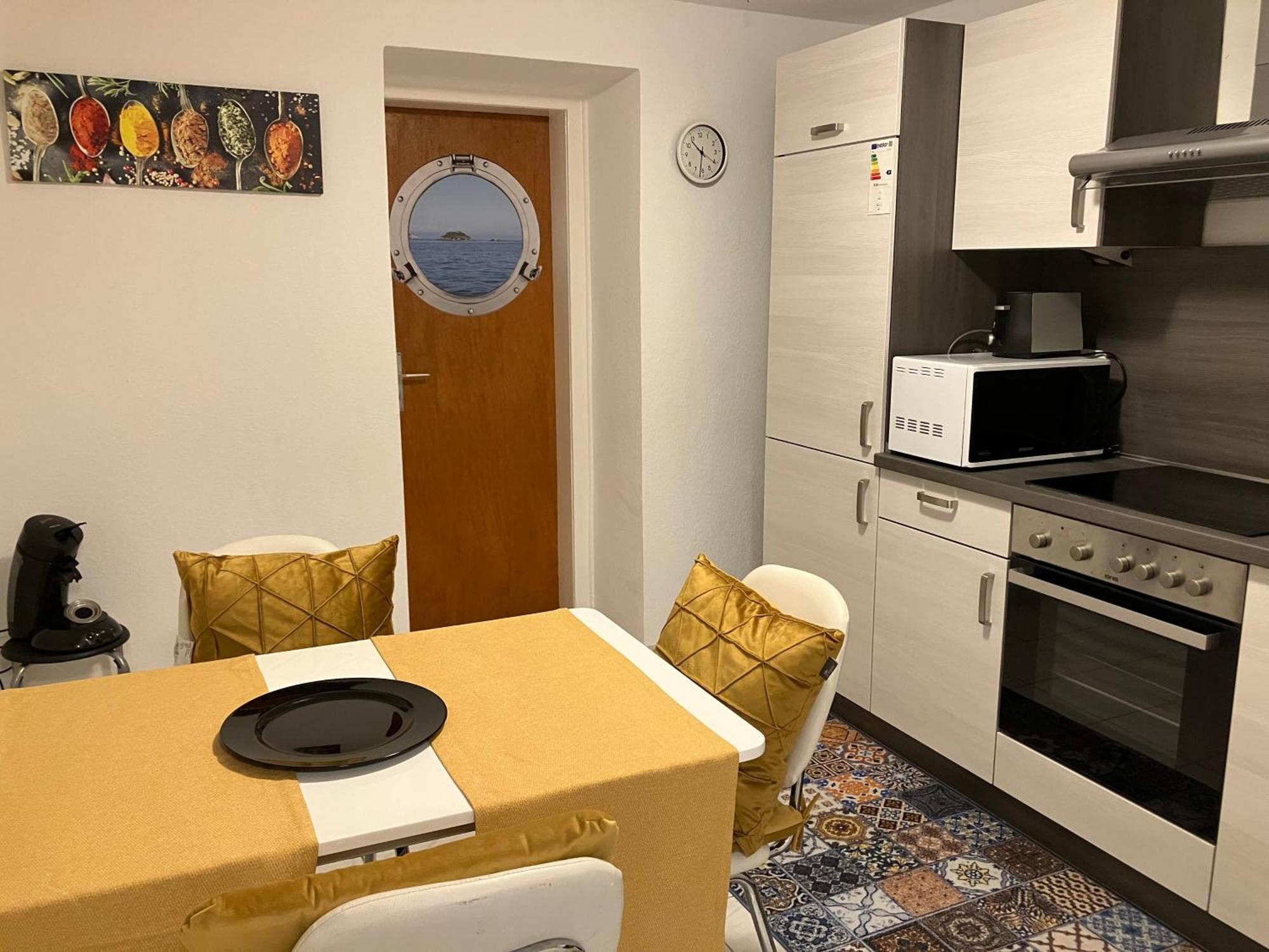 Ferienwohnung Im Gruenen Mit Terrasse Wf Herdecke Exterior foto
